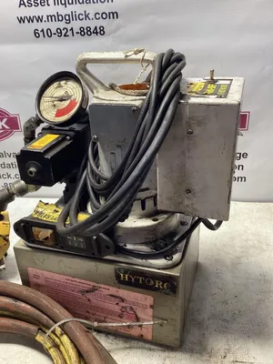 Hytorc Hydraulic Wrench SST-10 Model C;  10000 PSI w/Attachment