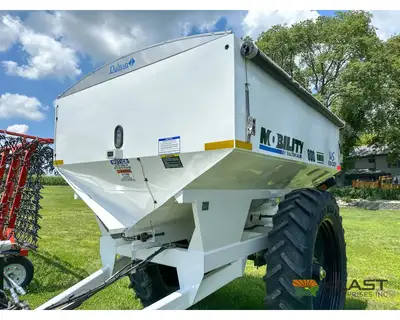 Used DALTON _UNKNOWN_ Broadcast Spreaders Iowa US | Keast Enterprises #1360192