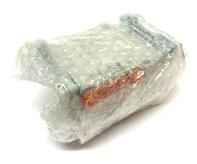 VV5QC11-03N3SD0-D0S | SMC  Rail Mounted Pneumatic Manifold 3-Station - New