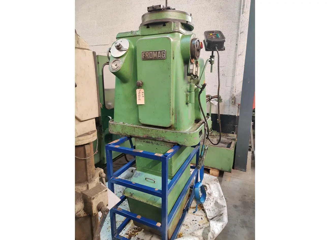 USED FROMAG H90/700 HYDRAULIC KEY SEATER
