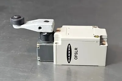BANNER OFSLR LIMIT SWITCH ROLLER LEVEL. Loc5D22
