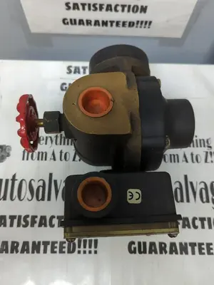 Used UNIVERSAL MN-BSF30GMV-8-33V1.0-A1WU-5D Misc Electrical & Power Parts Ohio US | Surplus Asset Holdings #1242339