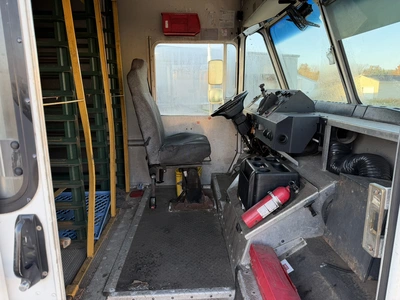 Used 2009 WORKHORSE ROUTE STAR DELIVERY TRUCK Box trucks Ohio US | Miedema Asset Management Group #1709438