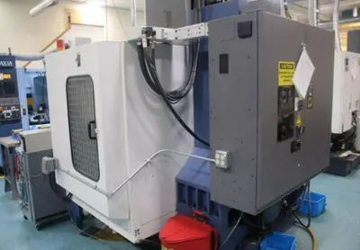 USED 2005 YCM XV-1020A