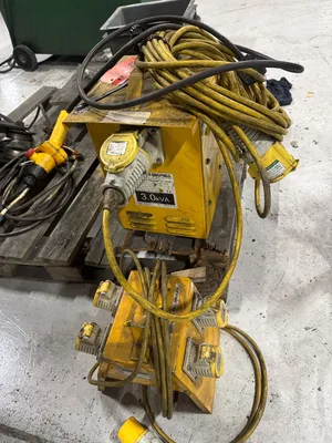 YALE electric hoist 250 kgs Material Handling | Bowland Trading Ltd (12)