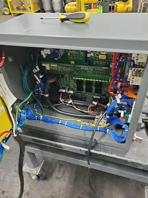 USED 2009 FANUC LR MATE 200IC