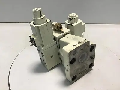 USED YUKEN DSG-01-2B2-D24-N1-50326