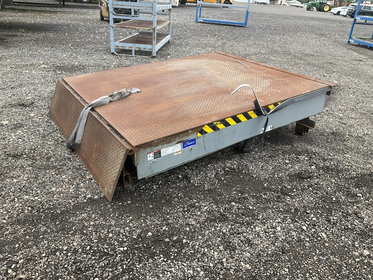 Used _UNKNOWN_ _UNKNOWN_ Dock Levelers Michigan US | Miedema Asset Management Group #1452202