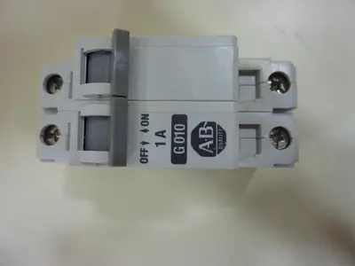 USED ALLEN BRADLEY 1492-CB2/G010 SER B