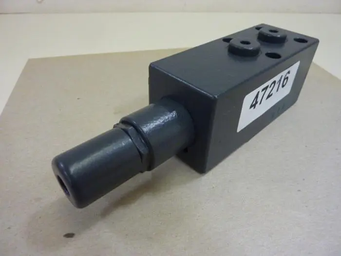 Used BOSCH 0 811 104 133 Valves/Fittings Michigan US | Ideal Machinery #711988