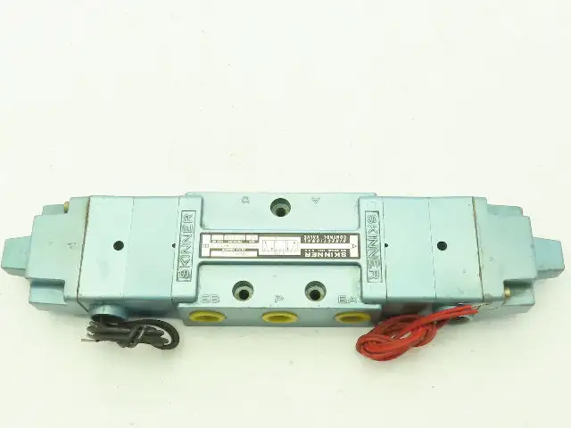 Skinner S4KKJAL4 Directional Control Valve 5-Way 3 Pos 120V 150 PSI 1/2" NPT