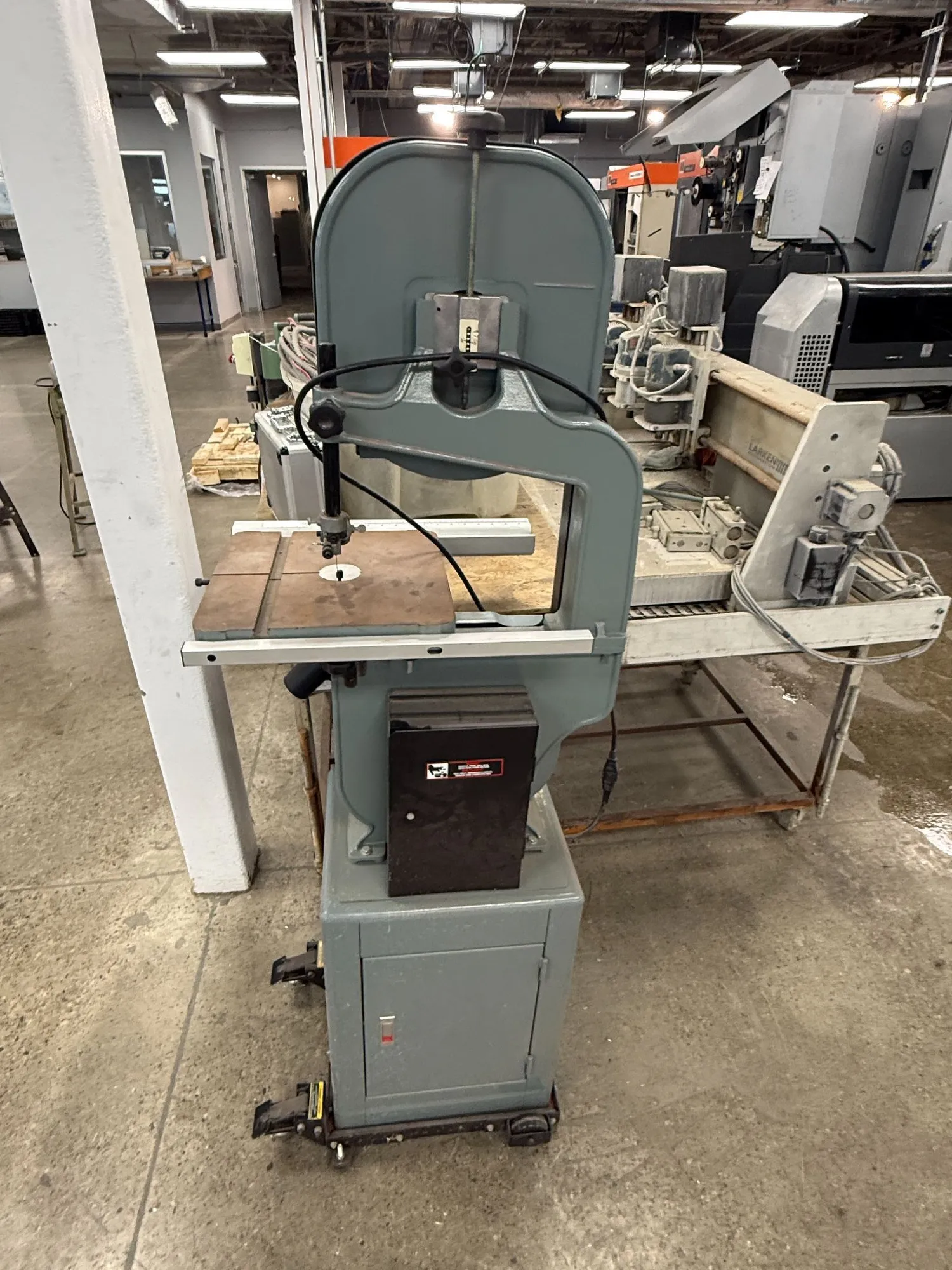USED 2019 KING INDUSTRIAL KC-1433FXR