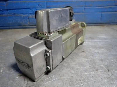 USED SIEMENS 1FK70325AK711LH0
