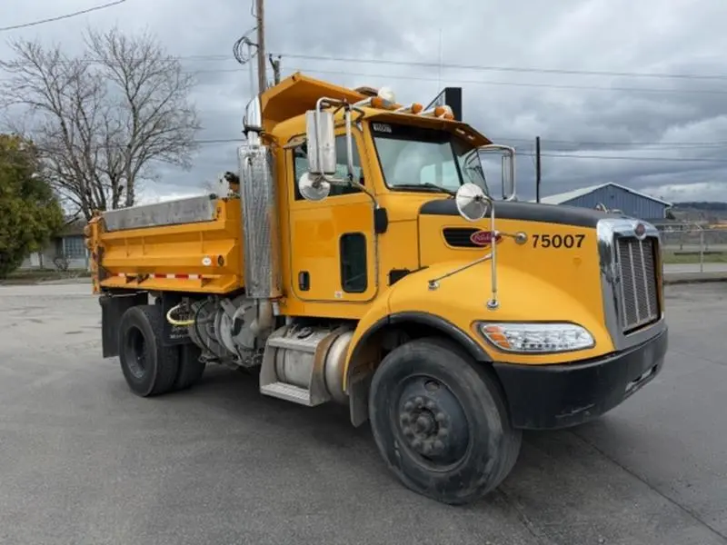 Used 2006 PETERBILT 335 Dump trucks Washington US | Puget Sound Truck Sales #1546495