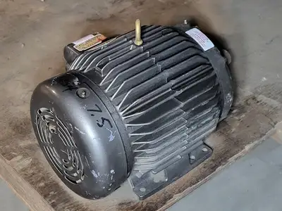 7.5 hp, 575 volts, 1760 rpm, D132S Electric Motor