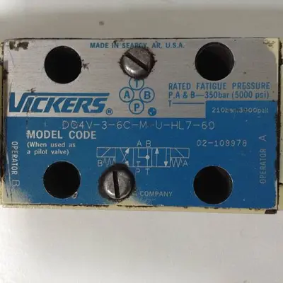USED VICKERS DG4V-3-6C-M-U-HL7-60