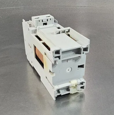 Allen Bradley 100-C23D*10 SER.C Standard Contactor. 4C-19