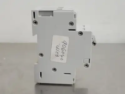 USED ALLEN-BRADLEY 1492-CB2 G020
