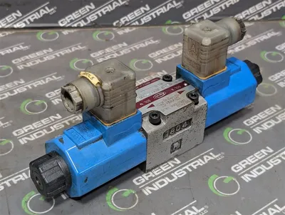 Toyooki HD3-3W-BG1A-025A-WDD2 Directional Control Valve Dual 24VDC Coils Used