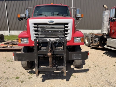 Used 2005 STERLING L9000 4X2 WITH A 12.8L L6 DIESEL ENGINE. Cab Chassis trucks Michigan US | Miedema Asset Management Group #1282413