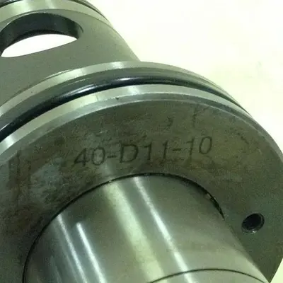 USED VICKERS 40D1110