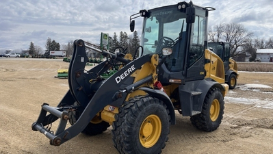 USED 2021 Deere 244L