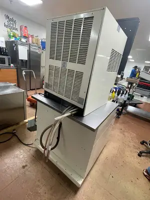 Used FBD MFG Used FBD 564 Frozen Beverage 4 Flavor Dispenser with Drink Station Stand As-Is 220V Slushie Machines Illinois US | Falcon Restaurant Supply #1375592