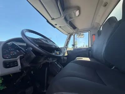Used 2018 INTERNATIONAL 4300 Box trucks California US | Lillo Machinery #1542380