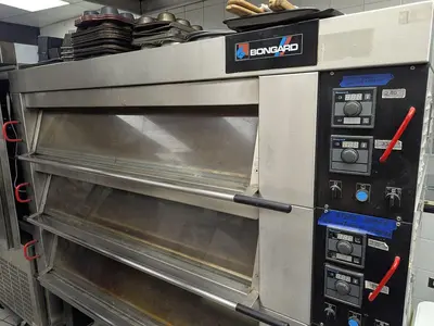 Used 2003 BONGARD _UNKNOWN_ Ovens British Columbia CA | Steep Hill Equipment Solutions #1292305