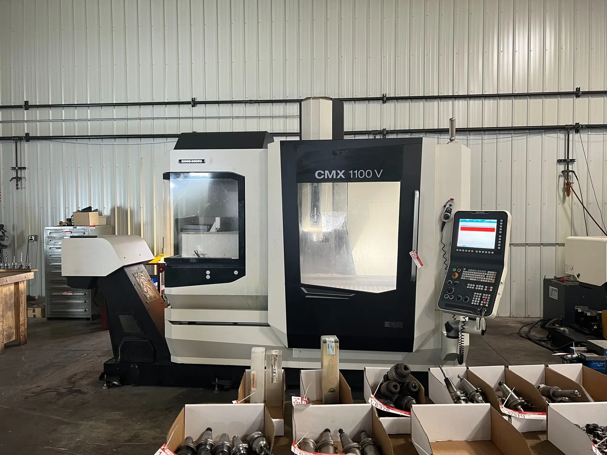 USED 2018 DMG MORI CMX1100V