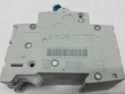 USED ALLEN-BRADLEY SER. D SUPPLEMENTAL CIRCUIT BREAKER 1-POLE