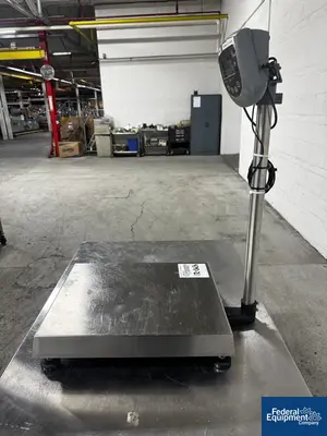 USED Ohaus Ohaus Champ II Platform Scale, S/S, 250 lbs