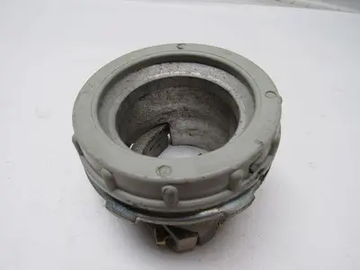 T&B Thomas & Betts AC28 PLM  3" Conduit Clamp Box Connection