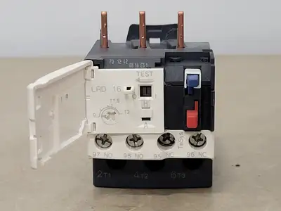 Used SCHNEIDER ELECTRIC LRD 16 Misc Electrical & Power Parts British Columbia CA | Lenmark #251552