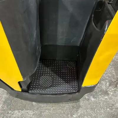 Used 2021 Yale NR045EB Reach Trucks New York US | United Lift #1516590