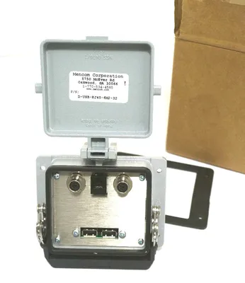 NEW MENCOM D-USB-RJ45-6M2-32 PANEL INTERFACE CONNECTOR DUSBRJ456M232