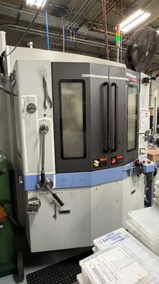 2011 DOOSAN HC 400 Horizontal Machining Centers | Tight Tolerance Machinery (3)