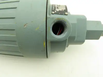 Foxboro RTT10-AQFLS012 Temperature Transmitter 0-150°F 30VDC NEMA 4