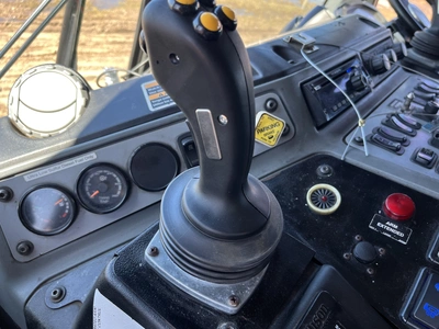 USED 2018 MACK LR613 REFUSE