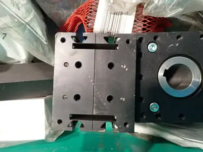 Various Hydraulic Manifolds, Pneumatic Cylinders