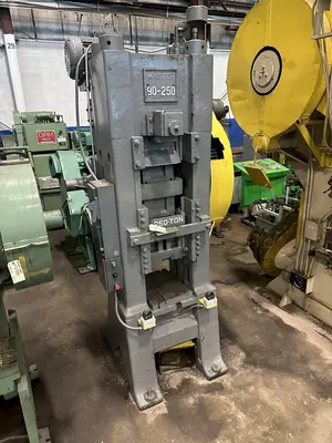 USED MINSTER 90-250 KNUCKLE JOINT