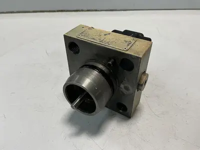 USED BOSCH 0 810 060 045