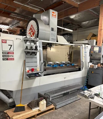 2007 HAAS VF-7 Vertical Machining Centers | Toolquip, Inc. (1)