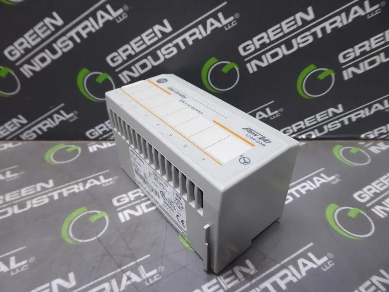 Allen Bradley 1794-0A8/A Flex I/O 120 VAC Output Rev. B01 96222871 Used