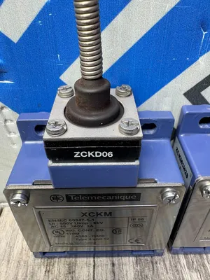 USED TELEMECANIQUE XCKM