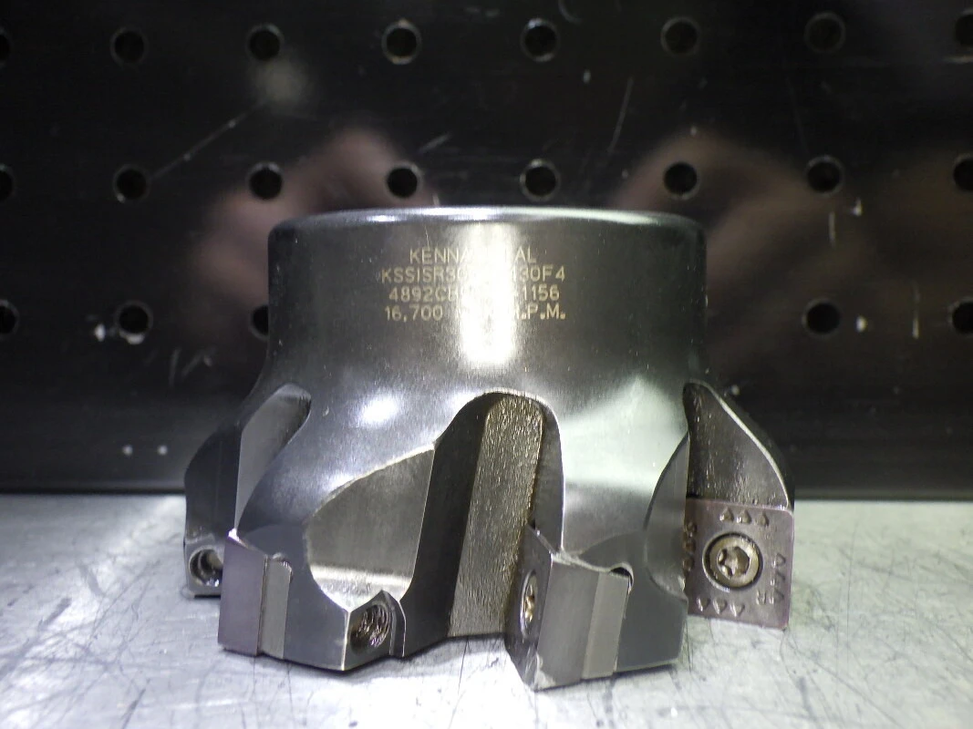 Kennametal 3" Indexable Facemill 1" Arbor KSSISR300SD430F4 (LOC3406)
