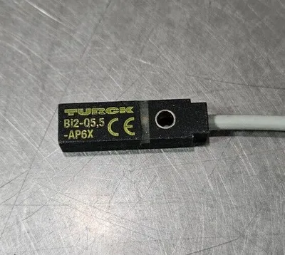 Turck BI2-Q5.5-AP6X-0.2-RS4T Inductive Sensor. Loc5E-16