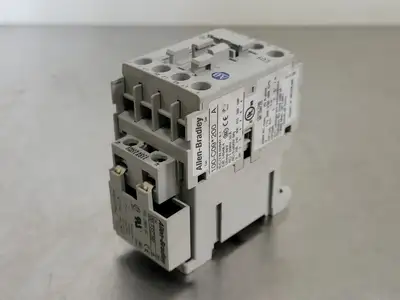 USED ALLEN-BRADLEY 100-C09D200