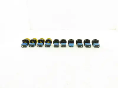 Fuji Electric Pushbutton Black & Green Flush Yellow Mushroom Momentary Lot of 10