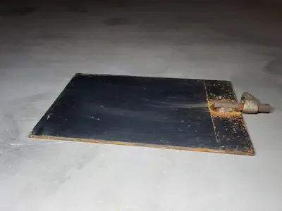 Non-Galvanized Ground Plates with 5/8" Stud 1016BTB-NG